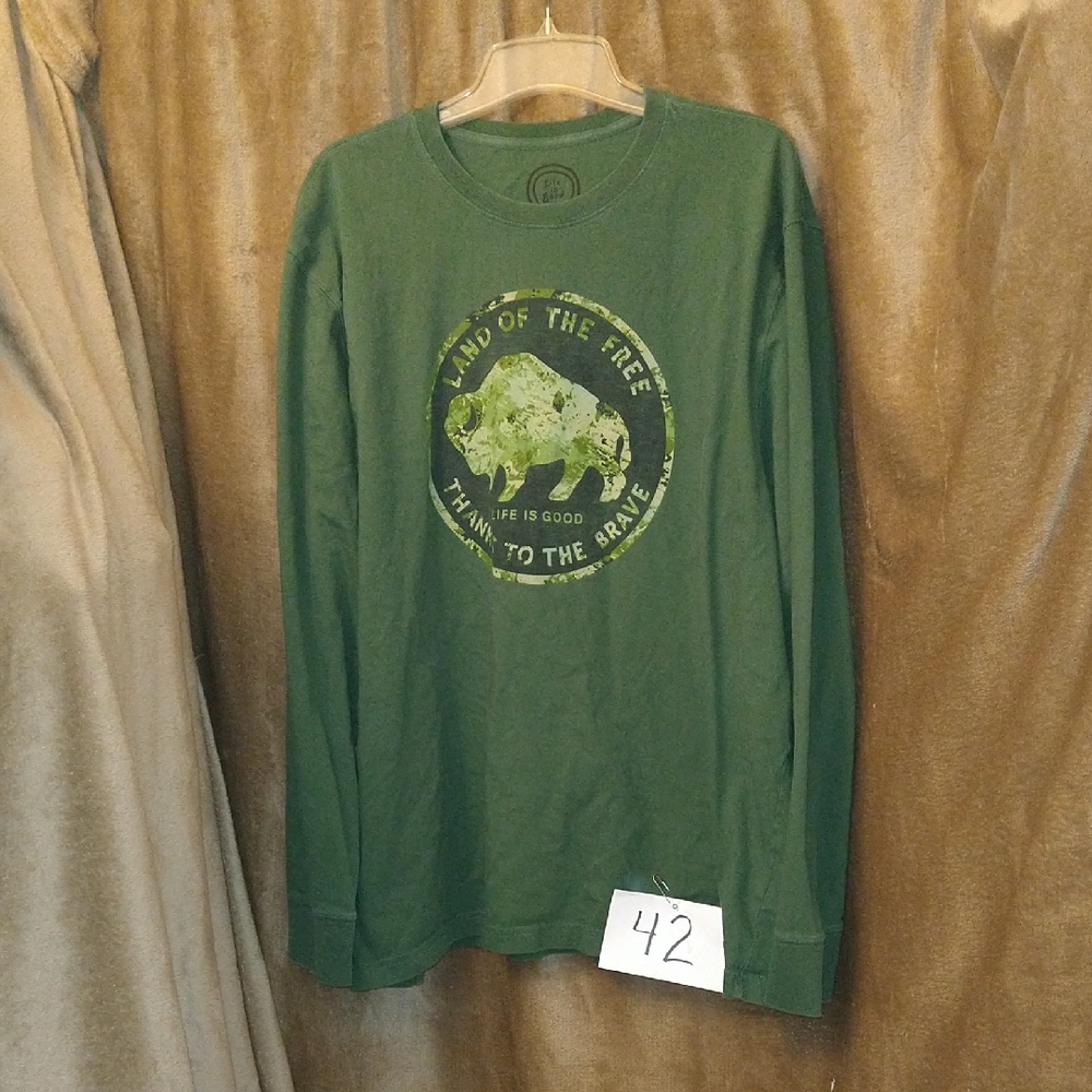 Life Is Good Green Logo V-Neck Tee